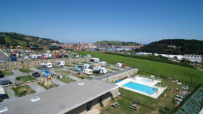 Гостиница Camping & Bungalows Zumaia  Сумайя